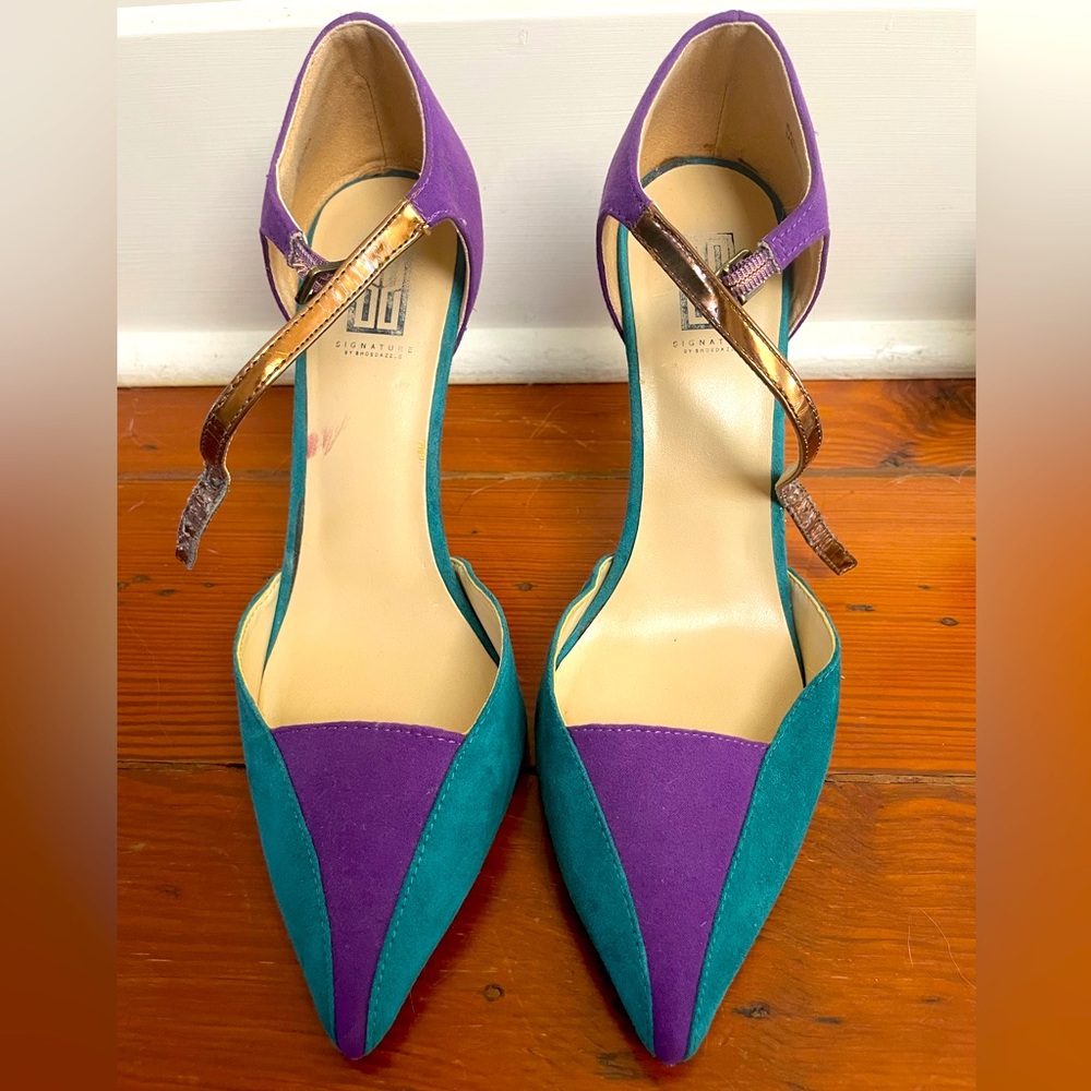 Vintage-look Shoe Dazzle Pump, size 8.5